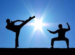 ＂23分8助！得分组织一把抓仍独木难支，队友全菜，真带不动！